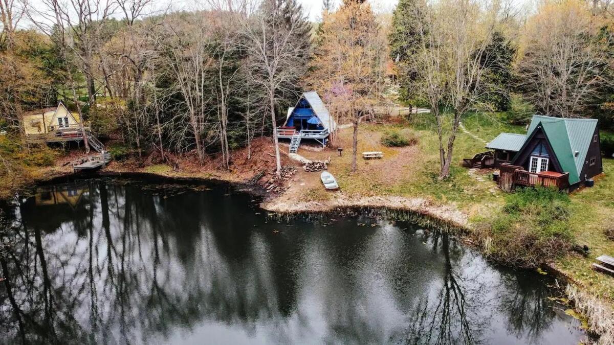 Whispering Waters, Hocking Hills, Hot Tub, Pond Villa Rockbridge Exterior photo